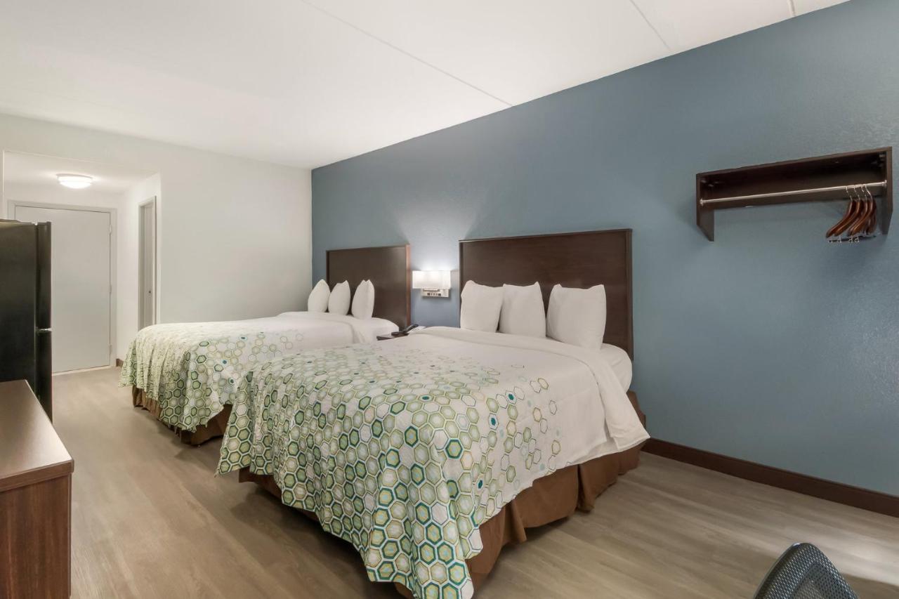 Hometowne Studios By Red Roof San Antonio - Seaworld Northwest Exteriér fotografie